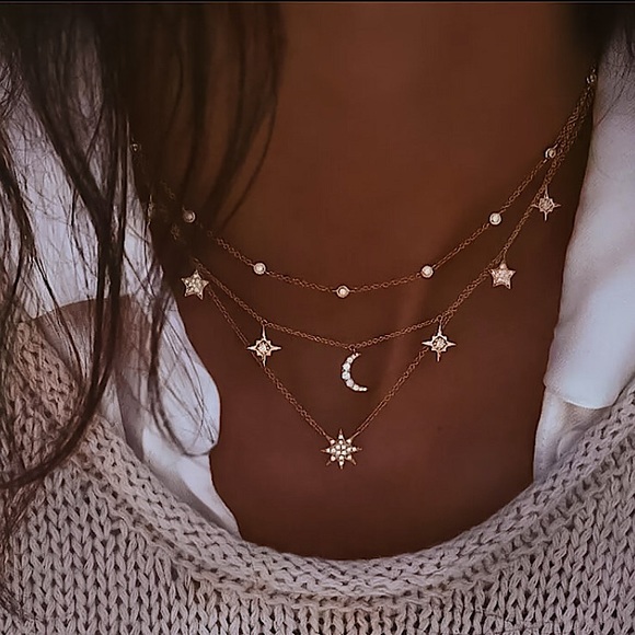 Jewelry - ⚜️[𝟯/$𝟭𝟴]⚜️3 Layered Moon Star Necklace NEW